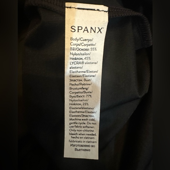 NEW - Spanx Thinstincts 2.0 Shaping Tank        Size XL - Picture 10 of 10